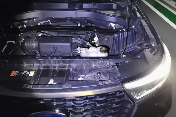 Used Ford Explorer 2020 EcoBoost 285 4x4 Sport Edition ST-LINE 6-Seater Engine Bay Left