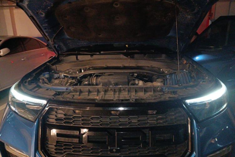Used Ford Explorer 2020 EcoBoost 285 4x4 Sport Edition ST-LINE 6-Seater Engine Bay