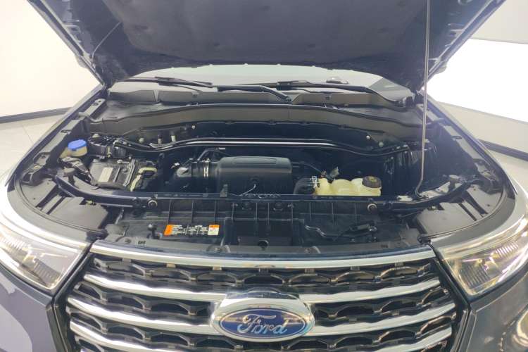 Used Ford Explorer 2020 EcoBoost 285 Rear-Drive Trend Edition 7-Seater Engine Bay