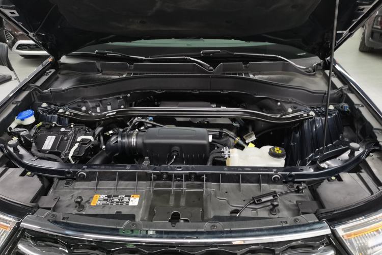 Used Ford Explorer 2020 EcoBoost 285 Four-Wheel Drive Trend Edition 6 Seats Engine Bay