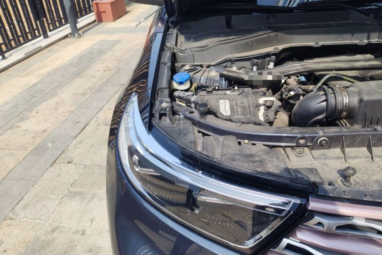 Used Ford Explorer 2020 EcoBoost 285 4x4 Titanium Edition 7-Seater Engine Bay Right