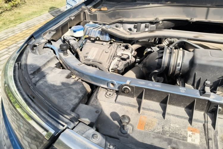 Used Ford Explorer 2020 EcoBoost 285 Four-Wheel Drive Sport Edition ST-LINE 7-Seater Engine Bay Right