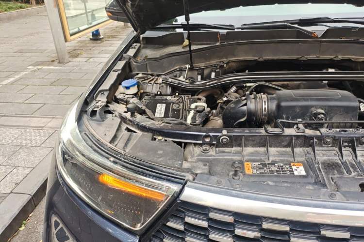 Used Ford Explorer 2020 EcoBoost 285 4x4 Platinum Edition 7-Seater Engine Bay Right