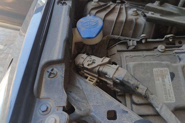Used Ford Explorer 2020 EcoBoost 285 Rear-Drive Trend Edition 7-Seater Engine Bay Right