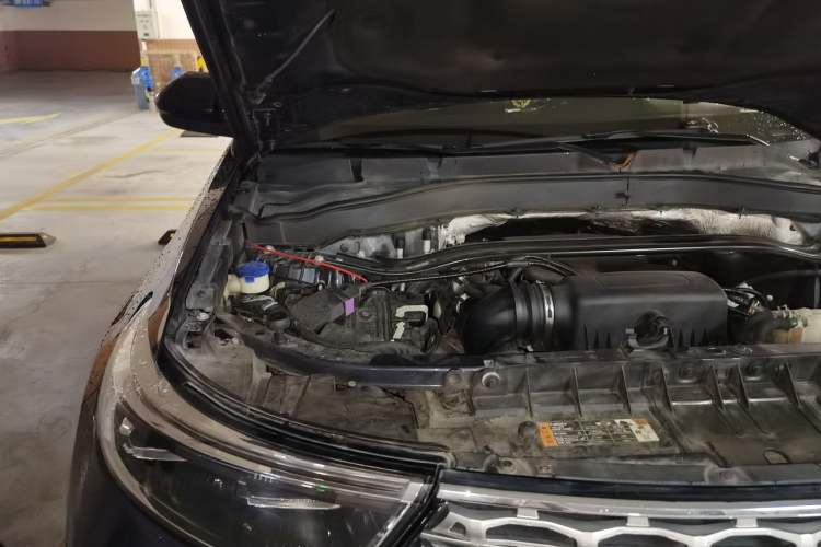 Used Ford Explorer 2020 EcoBoost 285 4x4 Titanium Edition 6 Seats Engine Bay Right