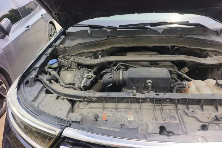 Used Ford Explorer 2020 EcoBoost 285 Four-Wheel Drive Trend Edition 6 Seats Engine Bay Right