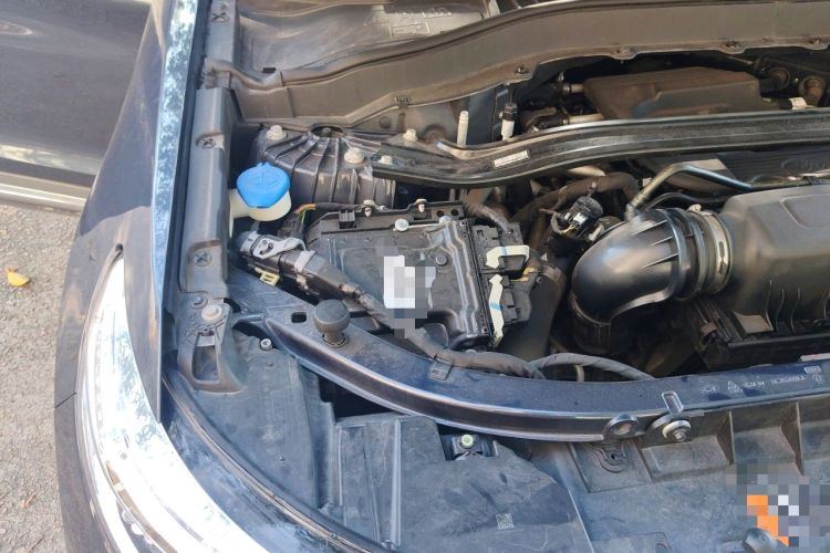 Used Ford Explorer 2020 EcoBoost 285 Four-Wheel Drive Trend Edition 6 Seats Engine Bay Right