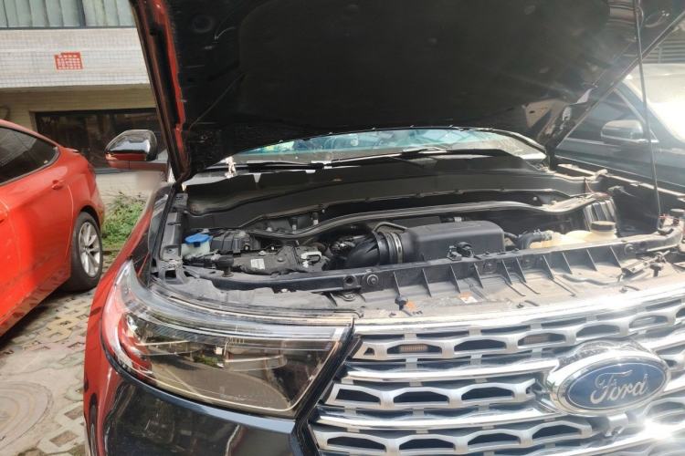 Used Ford Explorer 2020 EcoBoost 285 4x4 Titanium Edition 6 Seats Engine Bay Right