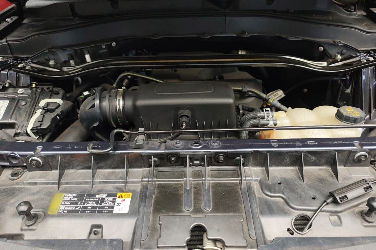 Used Ford Explorer 2020 EcoBoost 285 4x4 Titanium Edition 7-Seater Engine Bay