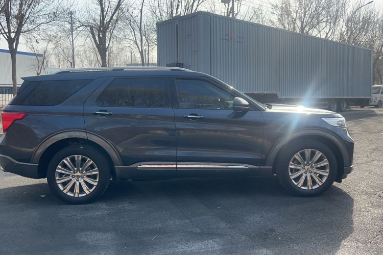 Used Ford Explorer 2020 EcoBoost 285 4x4 Titanium Edition 6 Seats Exterior 2