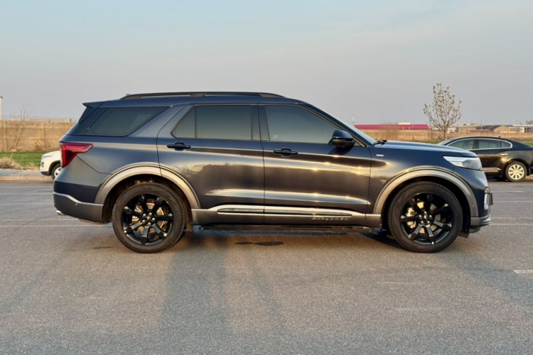 Used Ford Explorer 2020 EcoBoost 285 Four-Wheel Drive Sport Edition ST-LINE 7-Seater Exterior 3