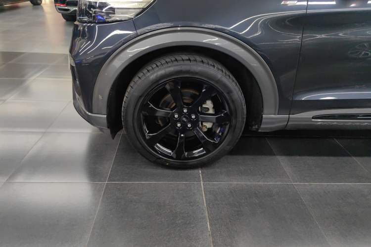 Used Ford Explorer 2020 EcoBoost 285 Four-Wheel Drive Sport Edition ST-LINE 7-Seater Exterior 4