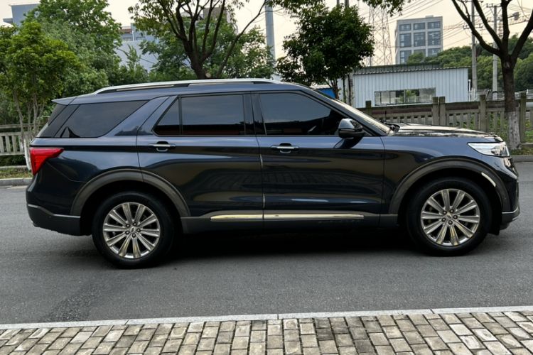 Used Ford Explorer 2020 EcoBoost 285 4x4 Titanium Edition 6 Seats Exterior 6