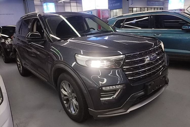 Used Ford Explorer 2020 EcoBoost 285 Four-Wheel Drive Trend Edition 6 Seats Front Right 45 Deg