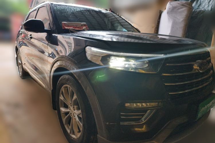 Used Ford Explorer 2020 EcoBoost 285 Rear-Drive Trend Edition 6 Seats Front Right 45 Deg