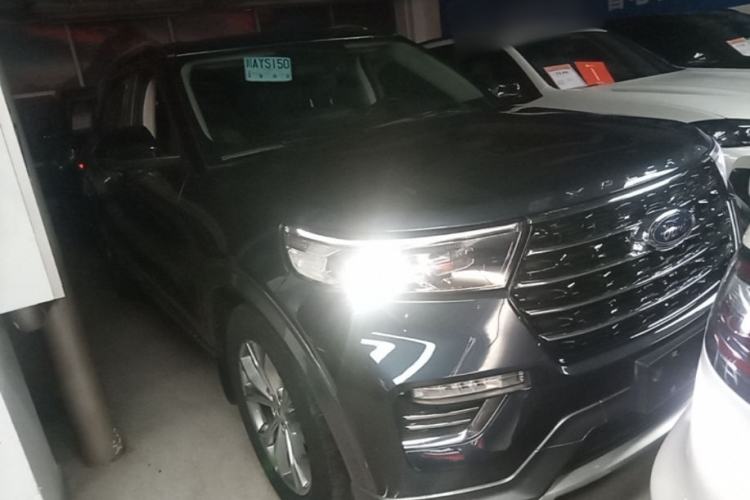 Used Ford Explorer 2020 EcoBoost 285 Rear-Drive Trend Edition 7-Seater Front Right 45 Deg