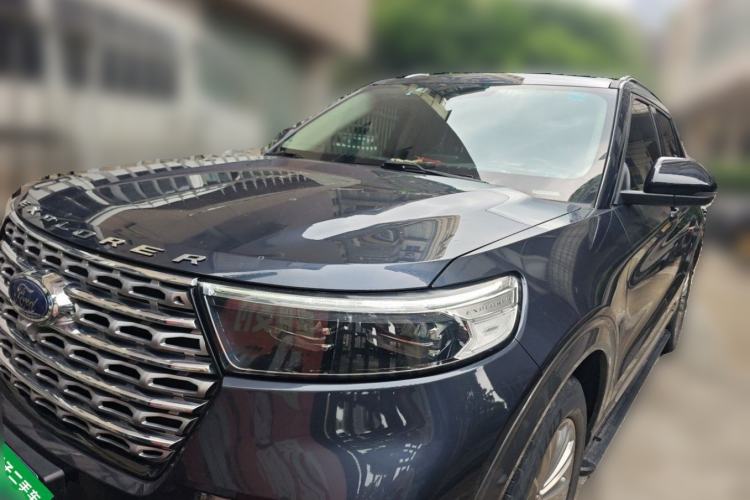 Used Ford Explorer 2020 EcoBoost 285 4x4 Titanium Edition 6 Seats Front Right 45 Deg