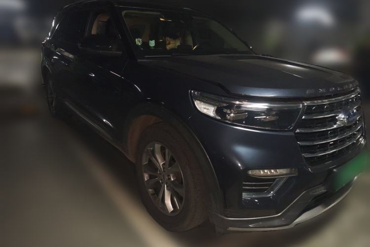 Used Ford Explorer 2020 EcoBoost 285 Rear-Drive Trend Edition 7-Seater Front Right 45 Deg