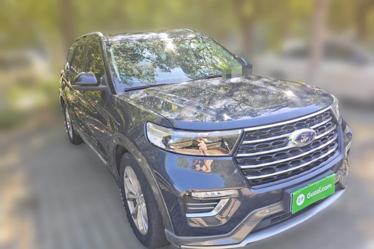 Used Ford Explorer 2020 EcoBoost 285 Rear-Drive Trend Edition 6 Seats Front Right 45 Deg
