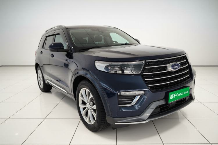 Used Ford Explorer 2020 EcoBoost 285 Rear-Drive Trend Edition 7-Seater Front Right 45 Deg