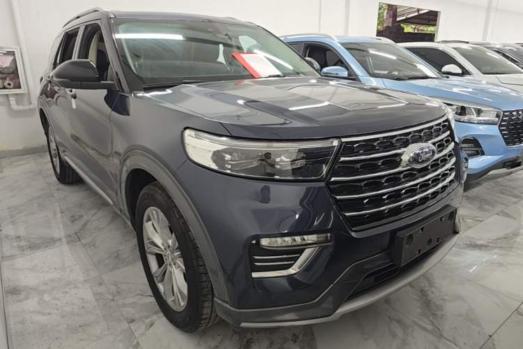 Used Ford Explorer 2020 EcoBoost 285 Four-Wheel Drive Trend Edition 6 Seats Front Right 45 Deg