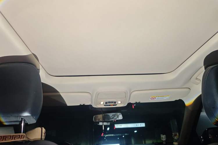 Used Ford Explorer 2020 EcoBoost 285 Rear-Drive Trend Edition 7-Seater Headliner
