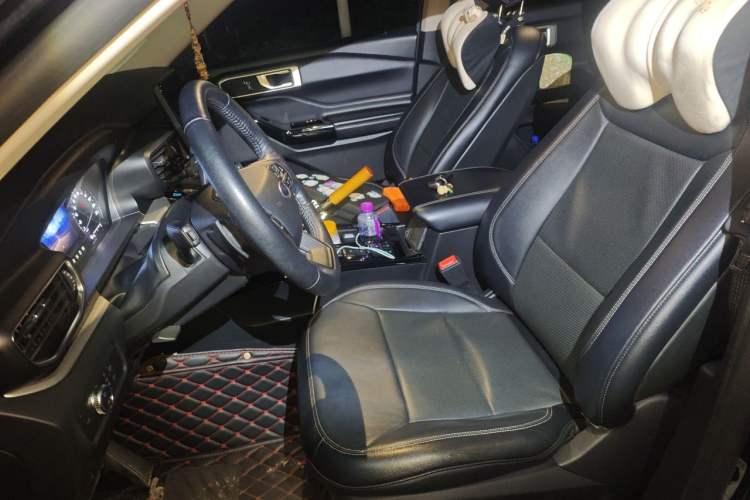 Used Ford Explorer 2020 EcoBoost 285 Rear-Drive Trend Edition 6 Seats Left Front Seat