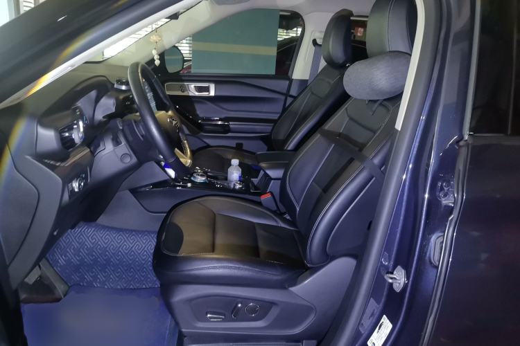 Used Ford Explorer 2020 EcoBoost 285 4x4 Titanium Edition 6 Seats Left Front Seat