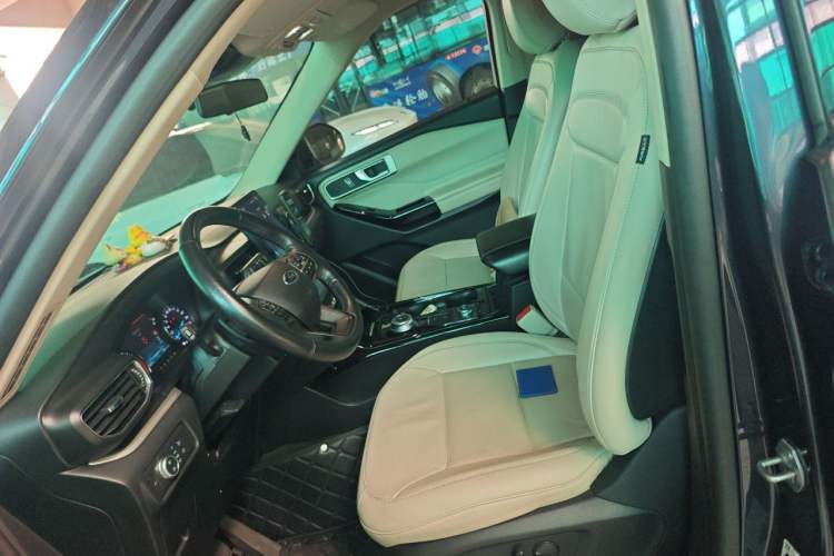 Used Ford Explorer 2020 EcoBoost 285 4x4 Trend Edition 7-Seater Left Front Seat