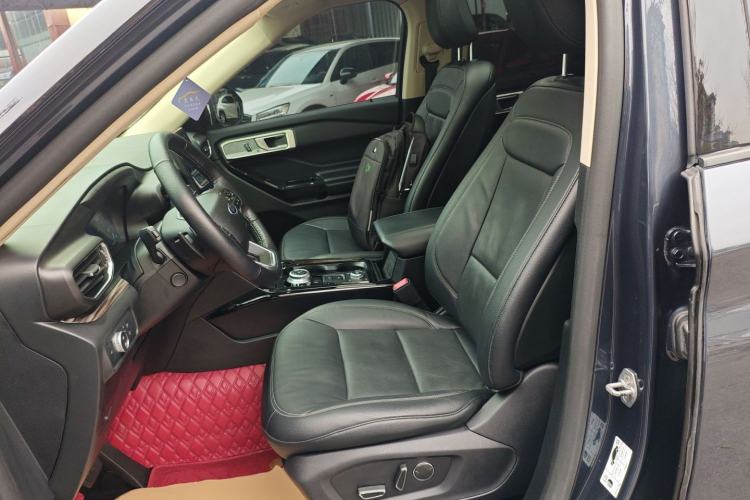 Used Ford Explorer 2020 EcoBoost 285 4x4 Titanium Edition 7-Seater Left Front Seat