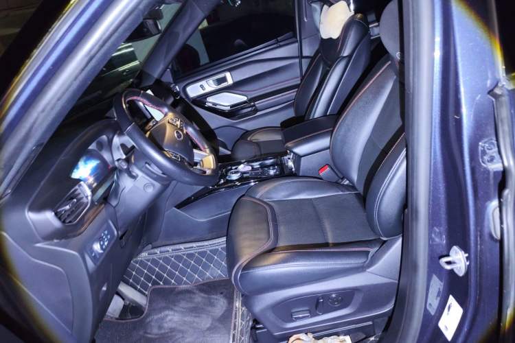 Used Ford Explorer 2020 EcoBoost 285 4x4 Sport Edition ST-LINE 6-Seater Left Front Seat