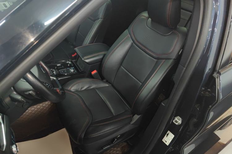 Used Ford Explorer 2020 EcoBoost 285 Four-Wheel Drive Sport Edition ST-LINE 7-Seater Left Front Seat