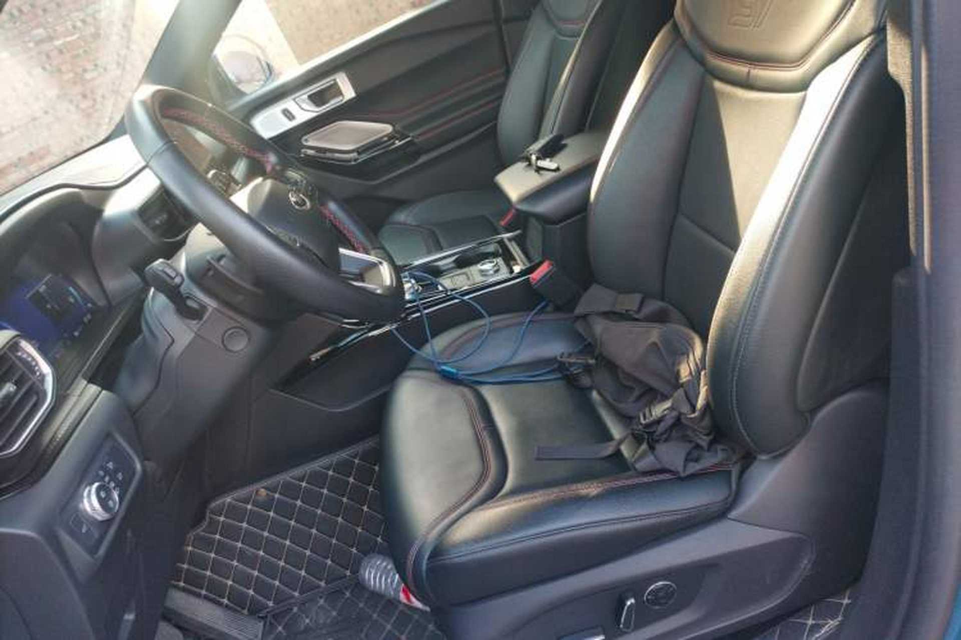Used Ford Explorer 2020 EcoBoost 285 4x4 Sport Edition ST-LINE 6-Seater Left Front Seat