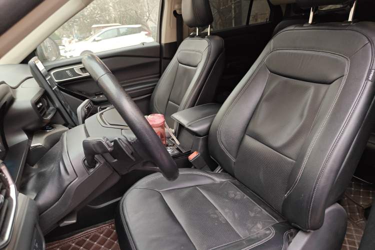 Used Ford Explorer 2020 EcoBoost 285 Four-Wheel Drive Trend Edition 6 Seats Left Front Seat