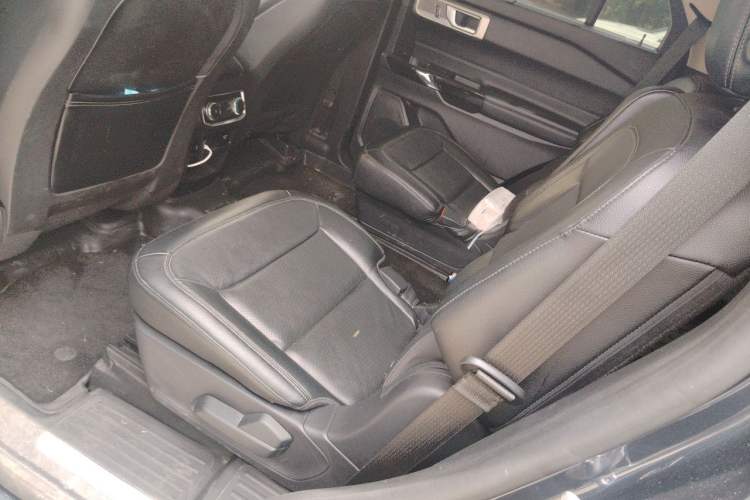 Used Ford Explorer 2020 EcoBoost 285 4x4 Titanium Edition 6 Seats Left Rear Seat