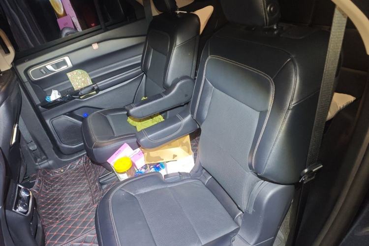 Used Ford Explorer 2020 EcoBoost 285 Rear-Drive Trend Edition 6 Seats Left Rear Seat