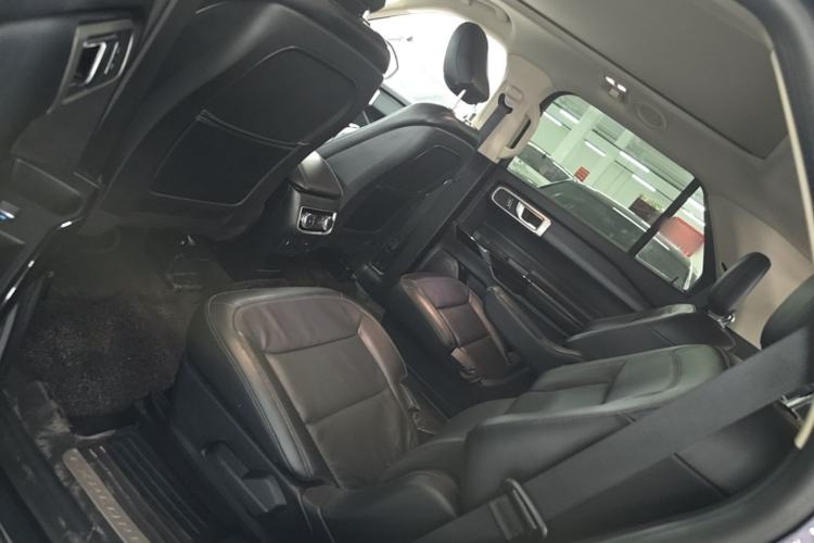 Used Ford Explorer 2020 EcoBoost 285 Four-Wheel Drive Trend Edition 6 Seats Left Rear Seat