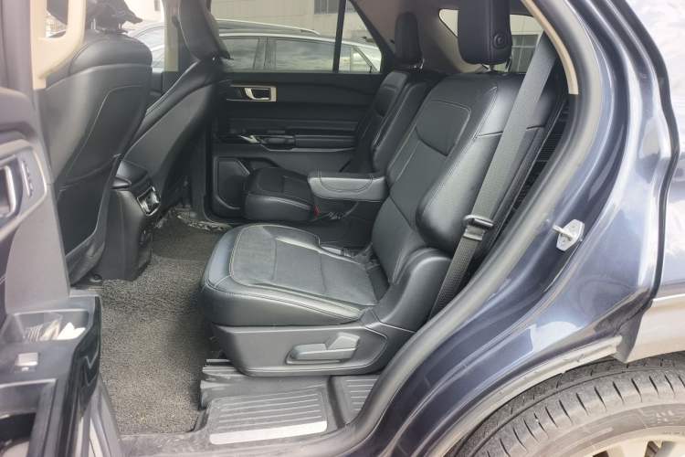 Used Ford Explorer 2020 EcoBoost 285 Four-Wheel Drive Trend Edition 6 Seats Left Rear Seat
