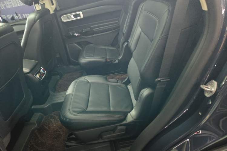 Used Ford Explorer 2020 EcoBoost 285 4x4 Titanium Edition 6 Seats Left Rear Seat