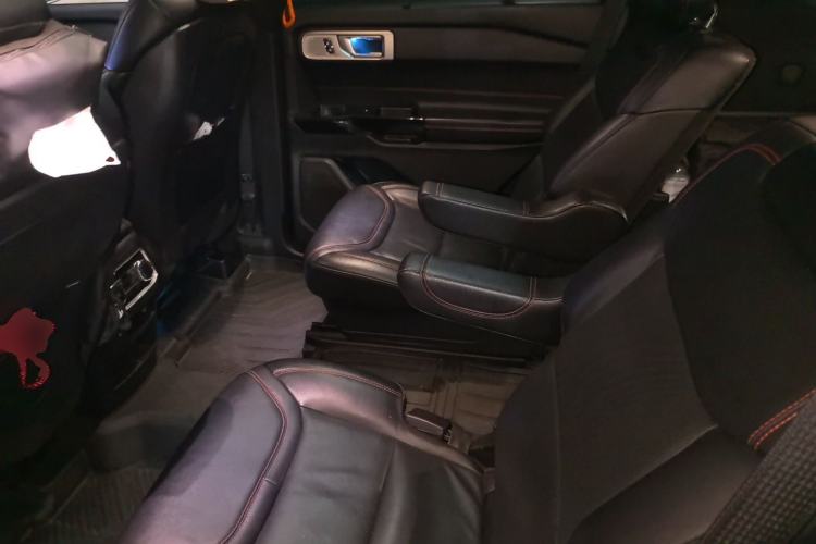 Used Ford Explorer 2020 EcoBoost 285 4x4 Sport Edition ST-LINE 6-Seater Left Rear Seat