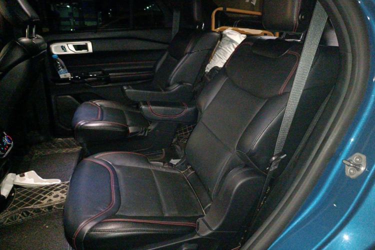 Used Ford Explorer 2020 EcoBoost 285 4x4 Sport Edition ST-LINE 6-Seater Left Rear Seat