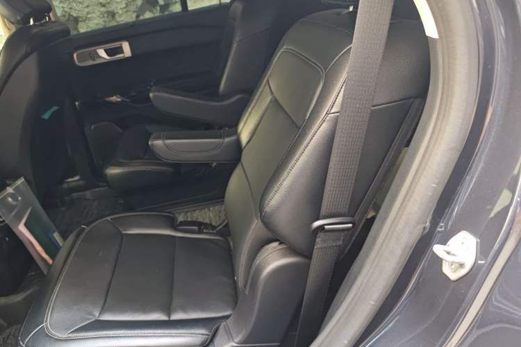 Used Ford Explorer 2020 EcoBoost 285 4x4 Titanium Edition 6 Seats Left Rear Seat