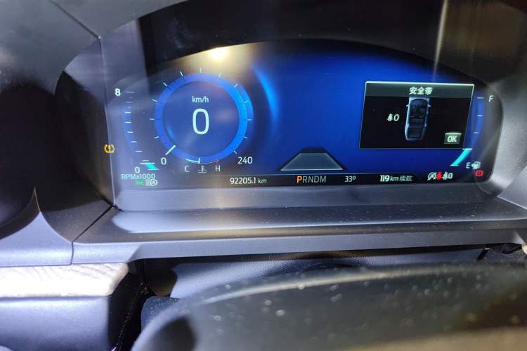 Used Ford Explorer 2020 EcoBoost 285 4x4 Platinum Edition 7-Seater Odometer Close Up