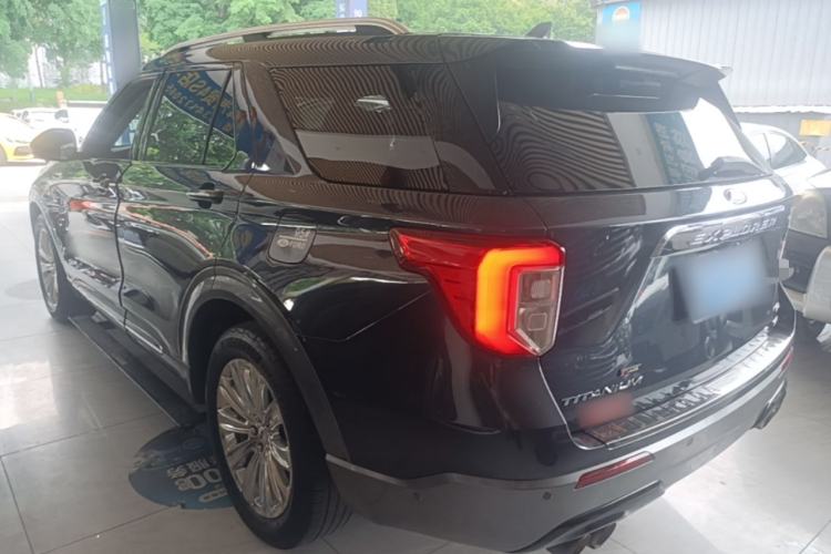 Used Ford Explorer 2020 EcoBoost 285 4x4 Titanium Edition 7-Seater Rear Left 45 Deg