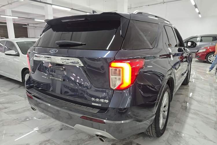 Used Ford Explorer 2020 EcoBoost 285 Four-Wheel Drive Trend Edition 6 Seats Rear Right 45 Deg