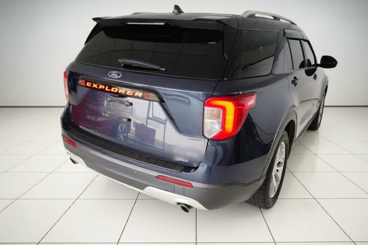 Used Ford Explorer 2020 EcoBoost 285 Rear-Drive Trend Edition 7-Seater Rear Right 45 Deg