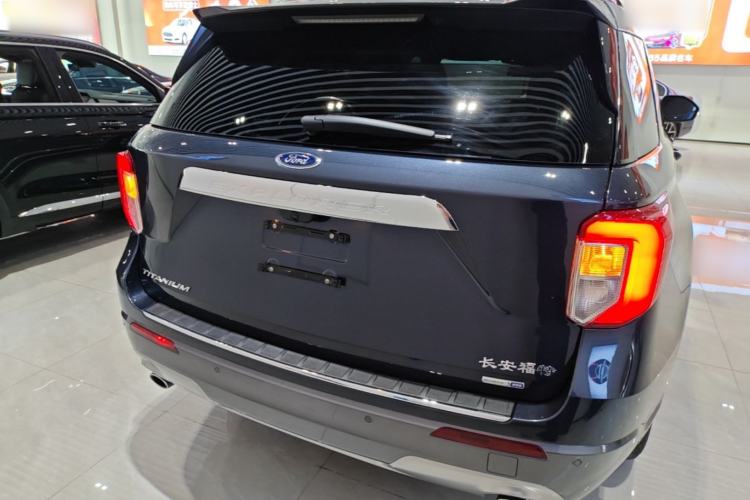 Used Ford Explorer 2020 EcoBoost 285 4x4 Titanium Edition 7-Seater Rear