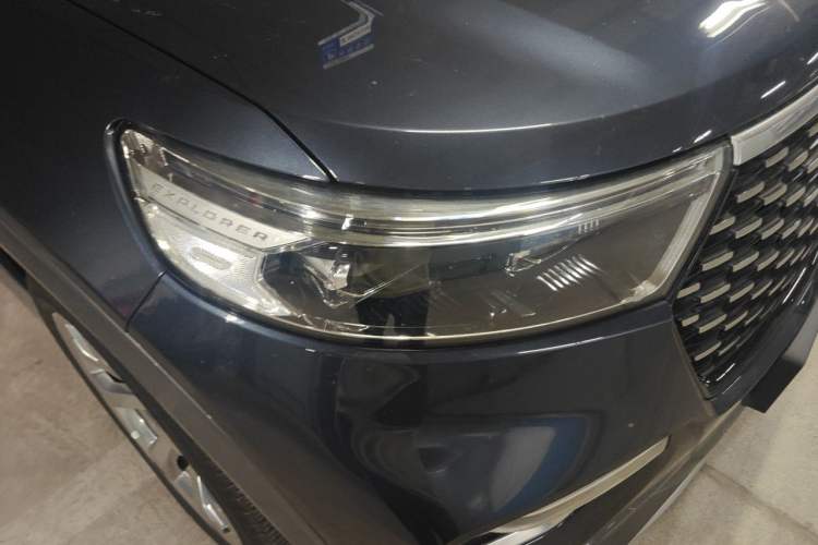 Used Ford Explorer 2020 EcoBoost 285 4x4 Platinum Edition 6 Seats Right Front Headlight