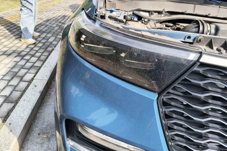 Used Ford Explorer 2020 EcoBoost 285 Four-Wheel Drive Sport Edition ST-LINE 7-Seater Right Front Headlight