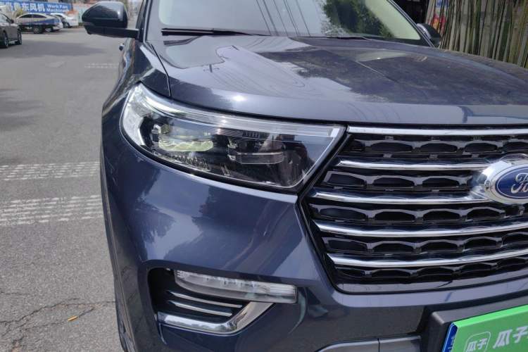 Used Ford Explorer 2020 EcoBoost 285 Four-Wheel Drive Trend Edition 6 Seats Right Front Headlight
